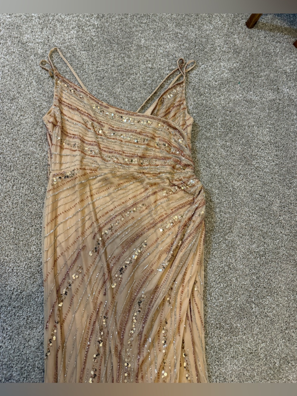 Mac Duggal Women's Sequined Spaghetti Strap Cowl Back Gown Dress Nude SZ 10 - Picture 4 of 8